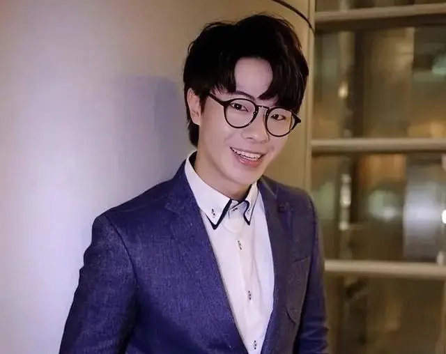 TVB知名男星在香港无剧可拍，到内地演短剧，5天拍65集压力大  第8张