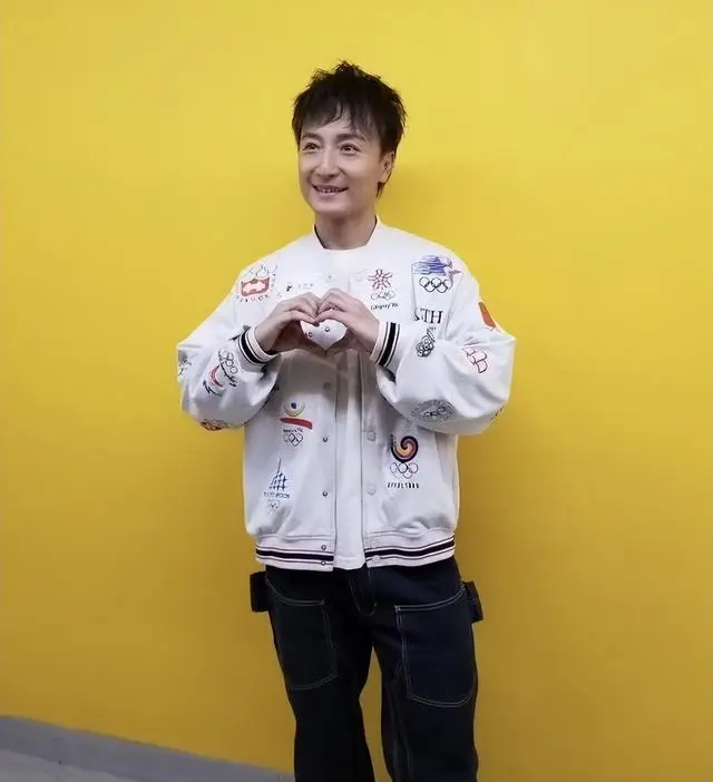 香港知名男星着急生二胎，认传统想要儿子，去年完成结婚生女计划  第3张