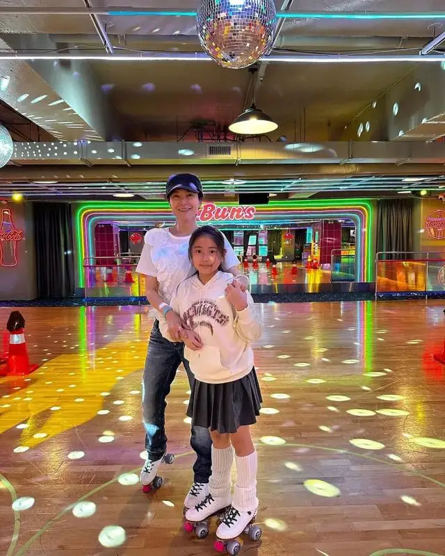 TVB当家花旦自认难复当年勇，看淡昔日负评，嫁内地武指生活幸福  第6张