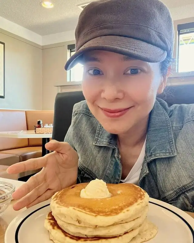 TVB当家花旦自认难复当年勇，看淡昔日负评，嫁内地武指生活幸福  第7张