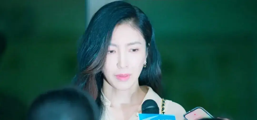 恭喜，这顶流网红终于塌房了  第30张