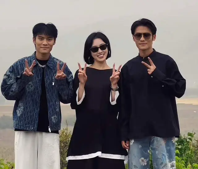 网红“七老板”录音门后首更视频!已回到安徽,仍在三只羊直播 第8张 网红“七老板”录音门后首更视频!已回到安徽,仍在三只羊直播 第8张