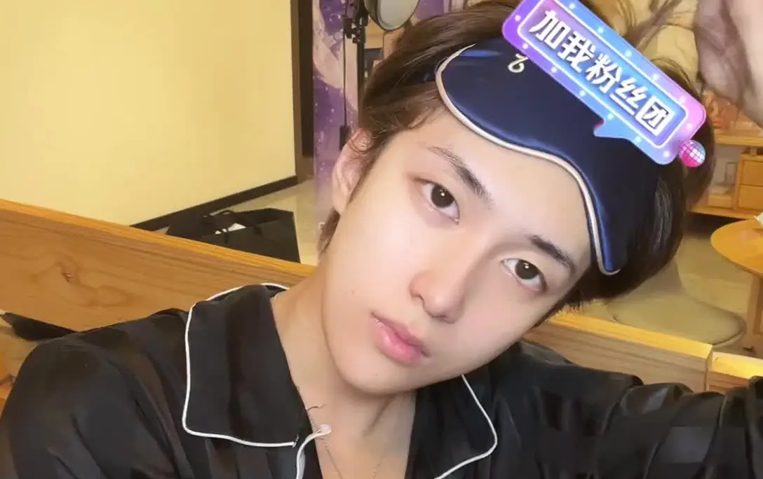 网红小澈疑似感染梅毒,当健康丑闻沦为流量工具,还剩多少底线? 第8张 网红小澈疑似感染梅毒,当健康丑闻沦为流量工具,还剩多少底线? 第8张