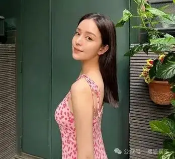 专挑富男撩?她被贵妇点名且成“名媛公敌”了 第36张 专挑富男撩?她被贵妇点名且成“名媛公敌”了 第36张