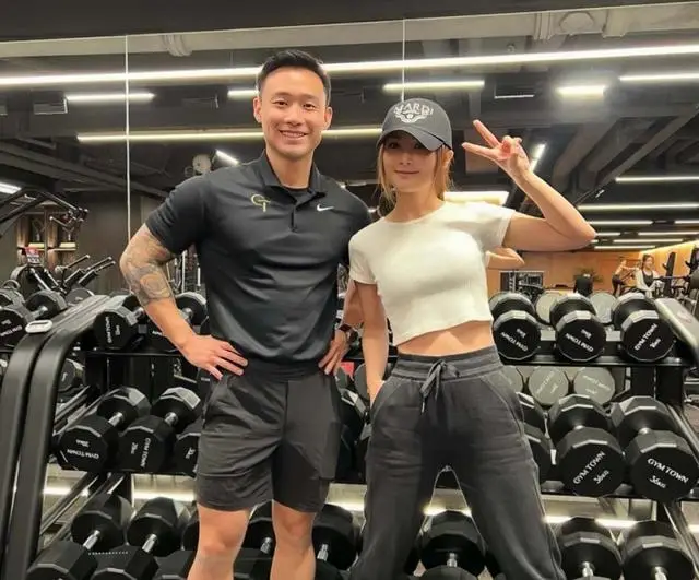 恭喜!香港知名女星蔡卓妍正式宣布新恋情,爱上小10岁健身教练 第1张 恭喜!香港知名女星蔡卓妍正式宣布新恋情,爱上小10岁健身教练 第1张