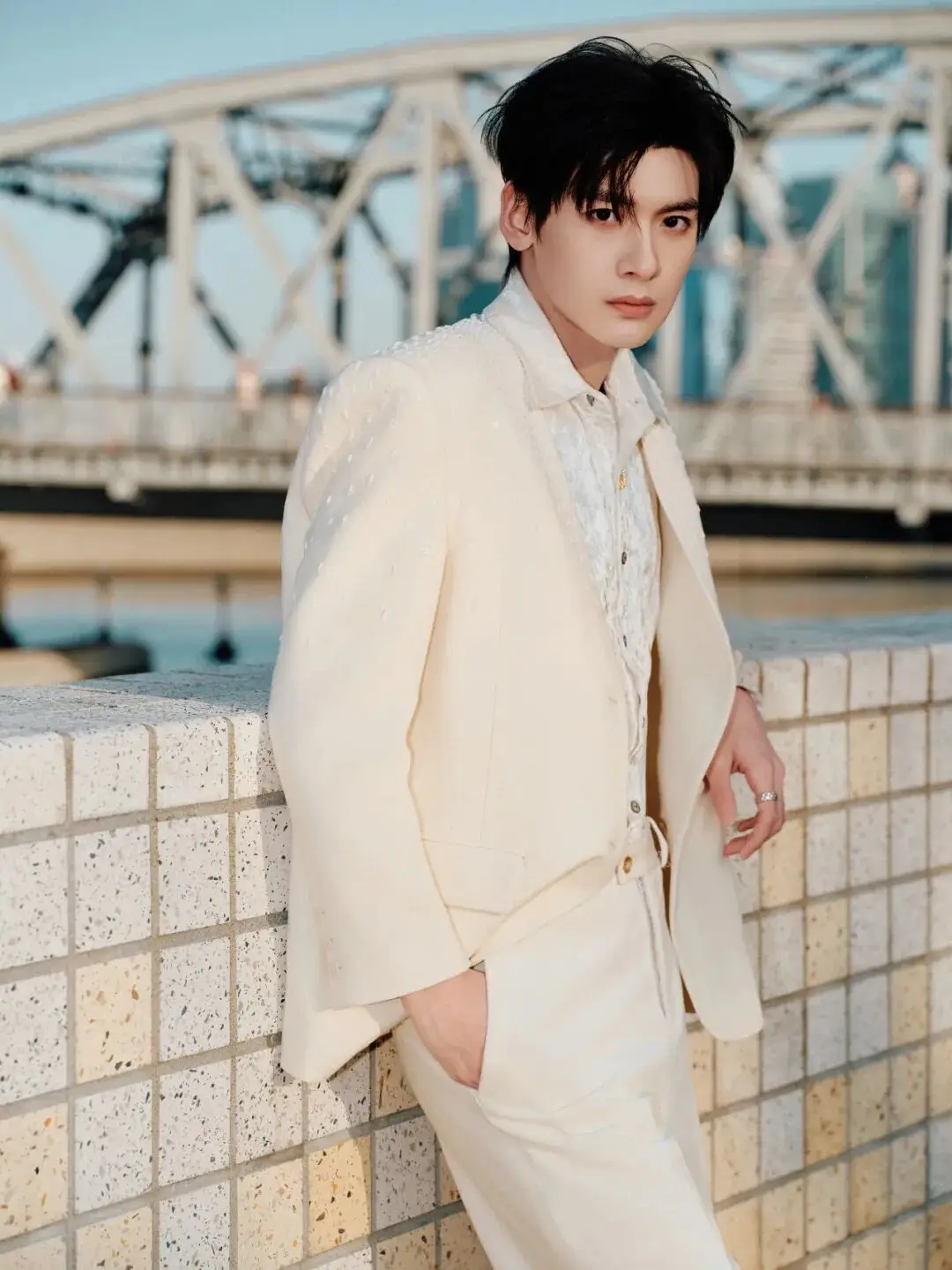 榜妹热线 ｜ 杨紫新春活动？侯明昊《逍遥》火速抬走？翟潇闻新商务？何洛洛男二角色？鹤秋进组？  第3张