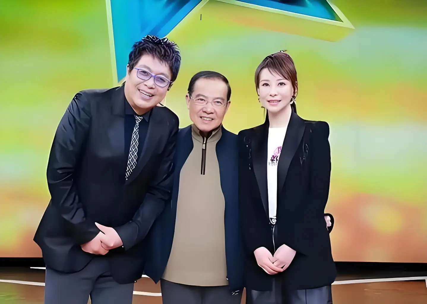 50岁的祖海胖得认不出!她曾深受网络谣言伤害 第4张 50岁的祖海胖得认不出!她曾深受网络谣言伤害 第4张