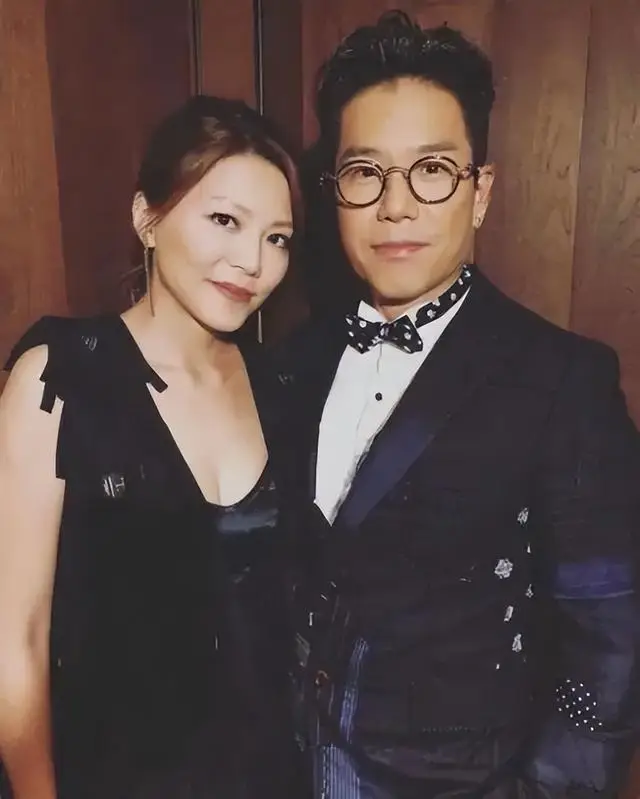 恭喜！香港知名女星失婚5年被曝新恋情，与前夫离婚后仍是朋友  第6张