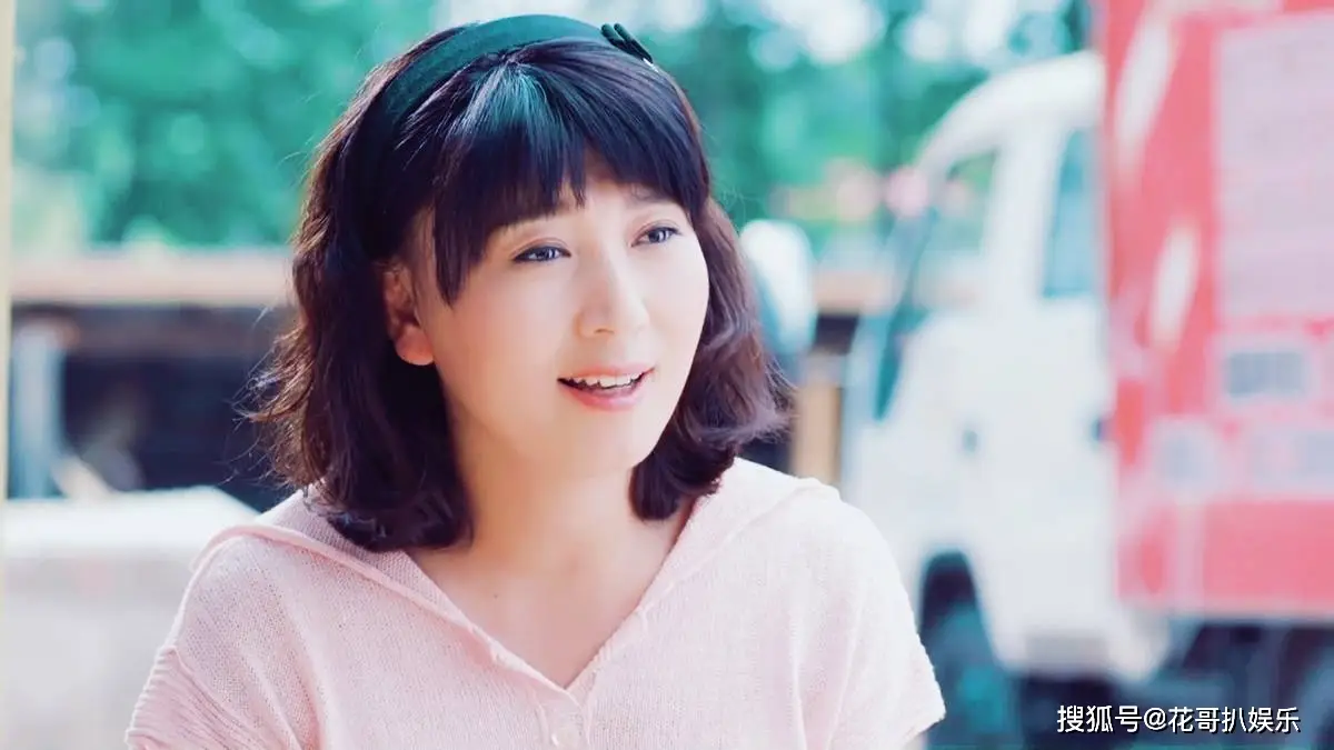 闫学晶事件发酵：疑似家族违规入学，还被扒出偷税漏税  第8张