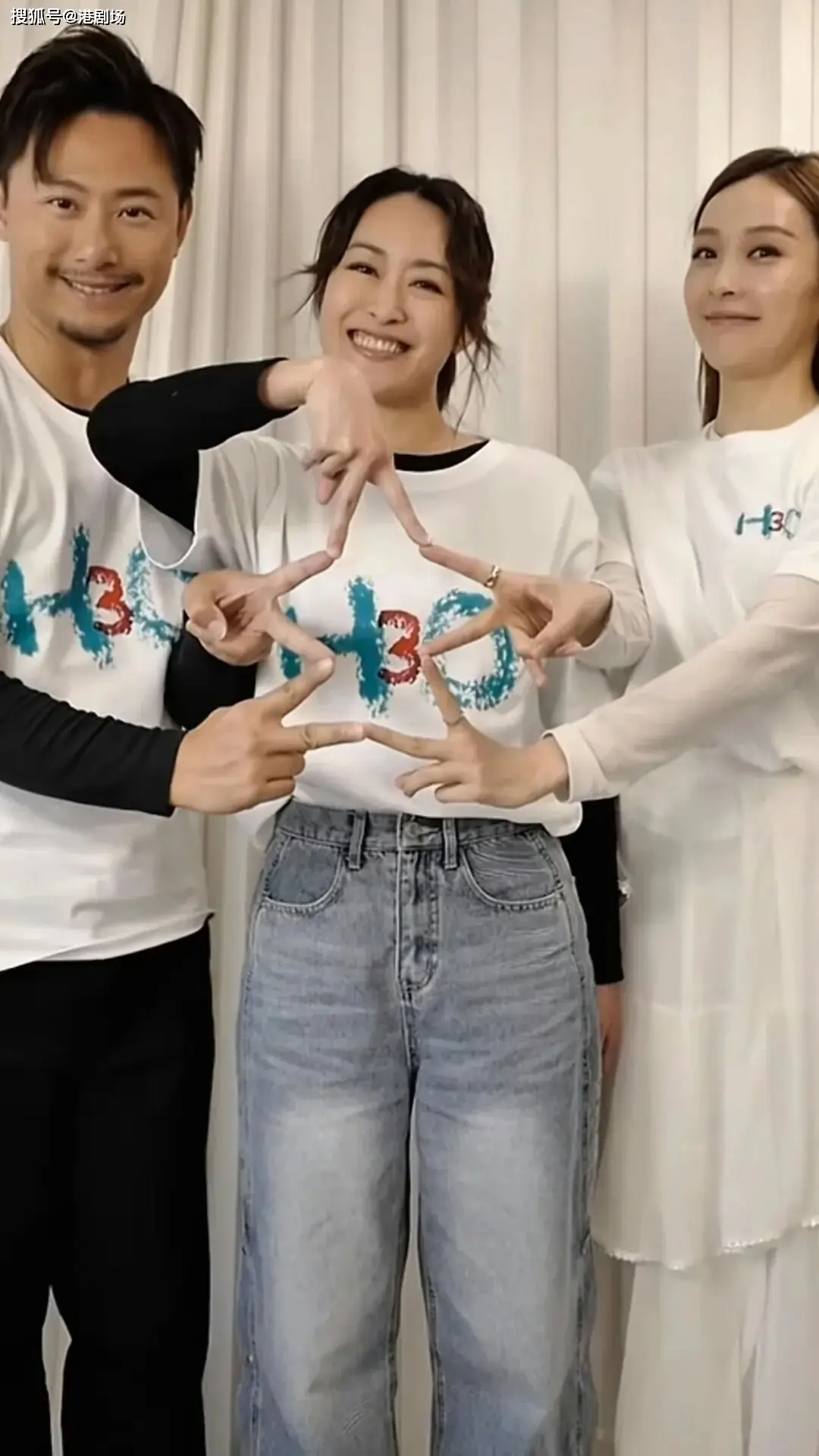 前TVB视后李佳芯离巢转网红,与好友每周出片 第3张 前TVB视后李佳芯离巢转网红,与好友每周出片 第3张