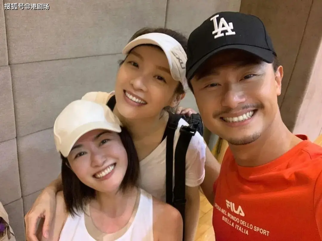 前TVB视后李佳芯离巢转网红,与好友每周出片 第7张 前TVB视后李佳芯离巢转网红,与好友每周出片 第7张