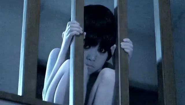 TVB知名视帝新造型再度受质疑，吓坏网民，被指很恐怖  第7张