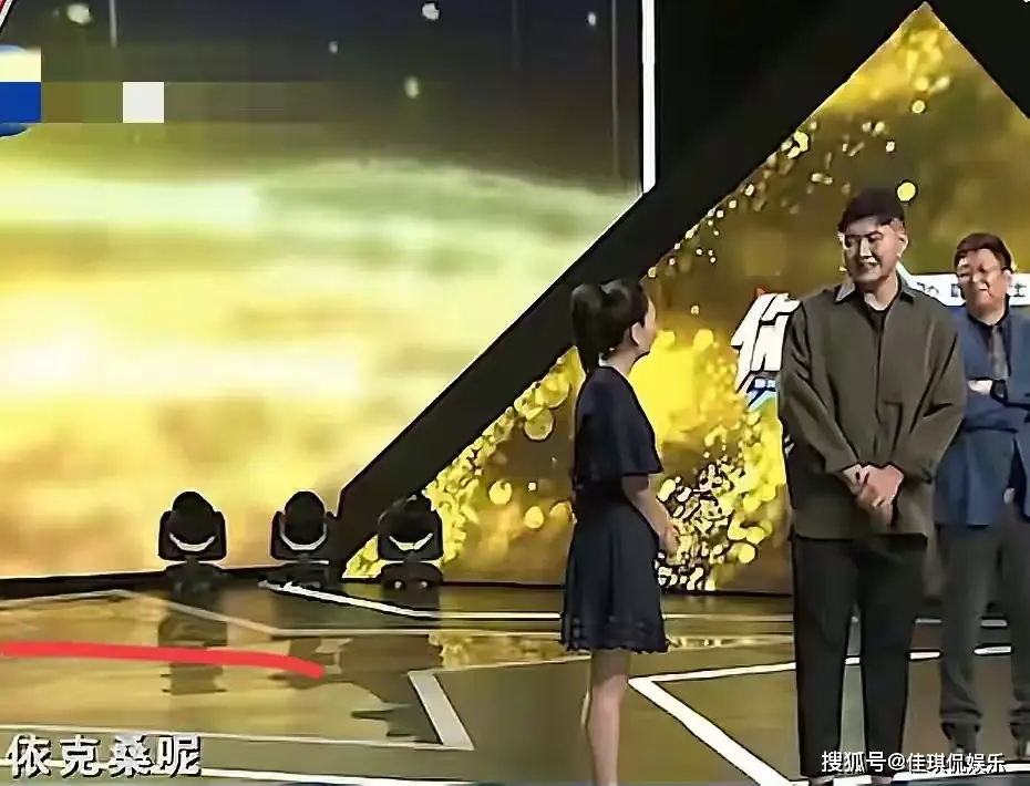 闫学晶道歉不到48小时儿子再陷争议,麻烦不小 第7张 闫学晶道歉不到48小时儿子再陷争议,麻烦不小 第7张