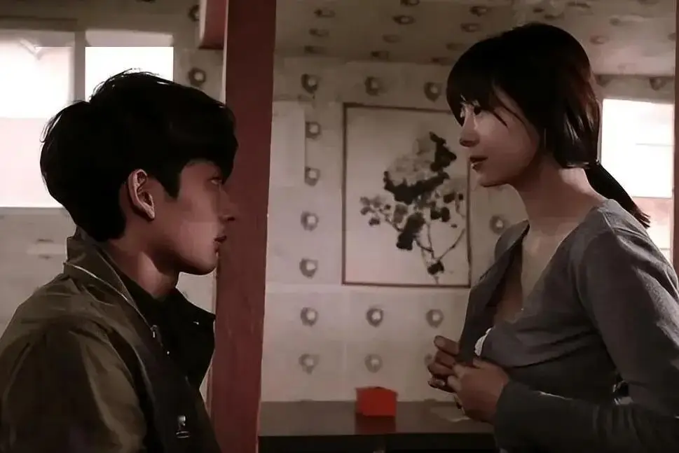 【2026.1.16】我们的少年时代2?娱乐圈女明星潜规则?《狂流》不开了?艾薇儿内地演唱会?看好那部剧觉得会爆? 第1张 【2026.1.16】我们的少年时代2?娱乐圈女明星潜规则?《狂流》不开了?艾薇儿内地演唱会?看好那部剧觉得会爆? 第1张