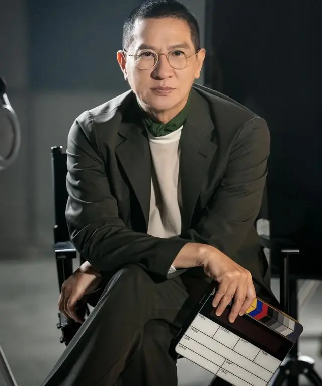 TVB前当家花旦近况曝光！与影帝老公现身国外，61岁仍被赞冻龄  第7张