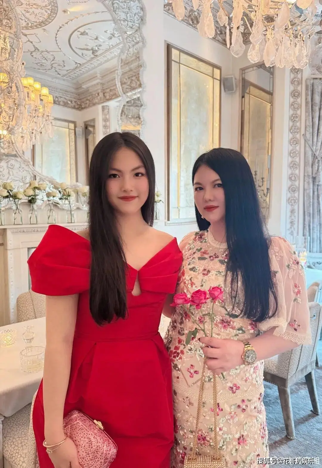 李湘多平台账号被禁关注,疑似因税务问题遭软封禁 第8张 李湘多平台账号被禁关注,疑似因税务问题遭软封禁 第8张