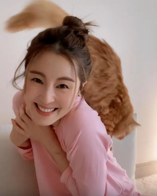 香港知名女星身家暴涨,发文鼓励女性,炮轰有一类男人无能 第1张 香港知名女星身家暴涨,发文鼓励女性,炮轰有一类男人无能 第1张