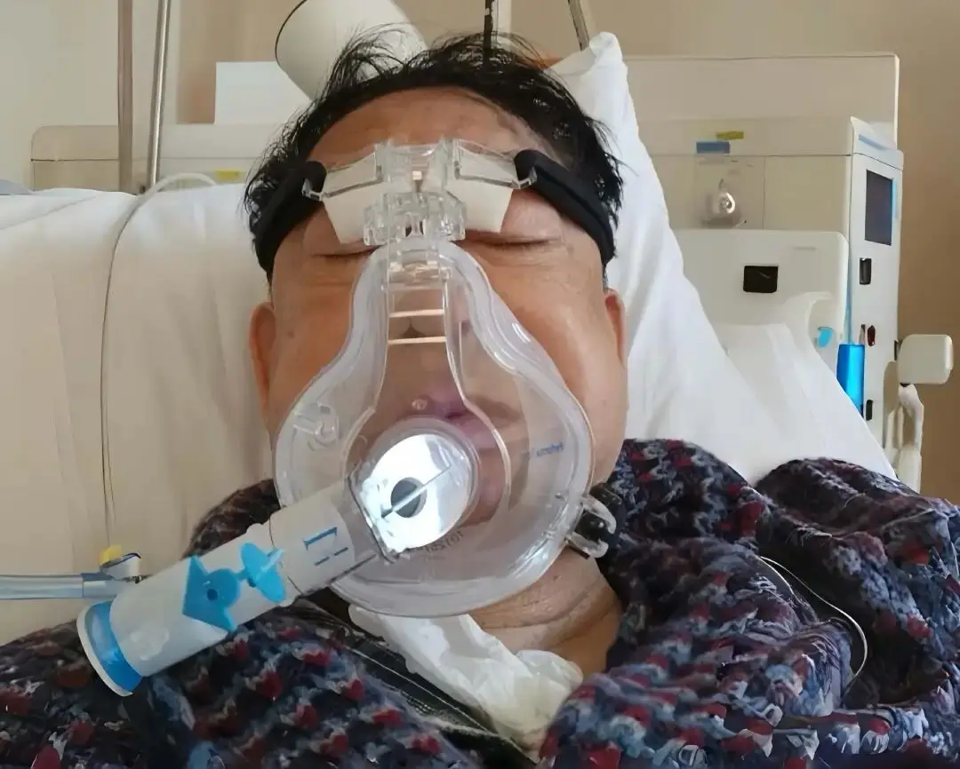 TVB前老戏骨坐轮椅输液登台?身体状况一直欠佳,儿子在家里啃老 第1张 TVB前老戏骨坐轮椅输液登台?身体状况一直欠佳,儿子在家里啃老 第1张