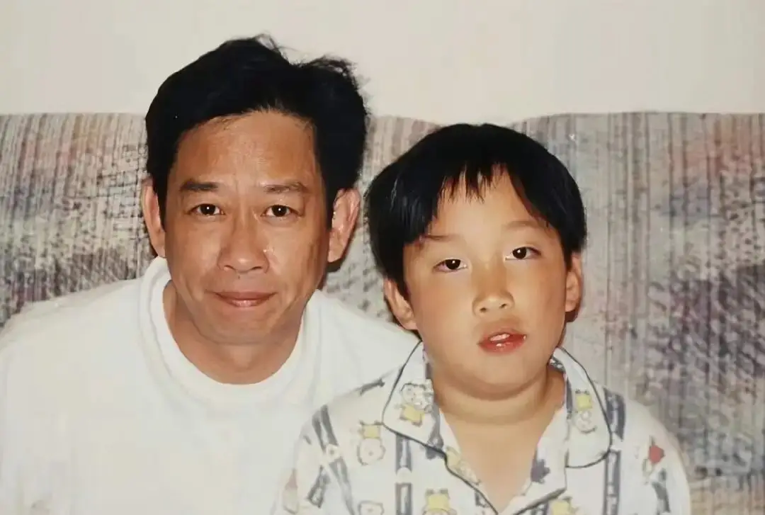 TVB前老戏骨坐轮椅输液登台?身体状况一直欠佳,儿子在家里啃老 第7张 TVB前老戏骨坐轮椅输液登台?身体状况一直欠佳,儿子在家里啃老 第7张