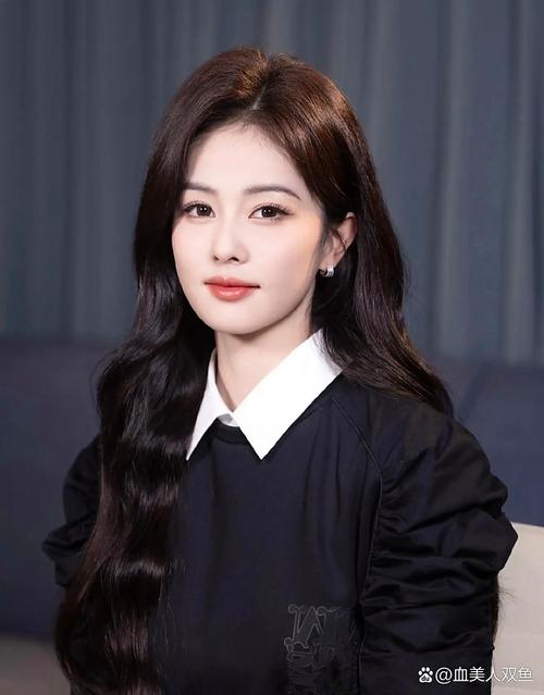 娱乐八卦白鹿-白鹿美貌引争议,事件炸锅!背后真相究竟如何? 第1张 娱乐八卦白鹿-白鹿美貌引争议,事件炸锅!背后真相究竟如何? 第1张