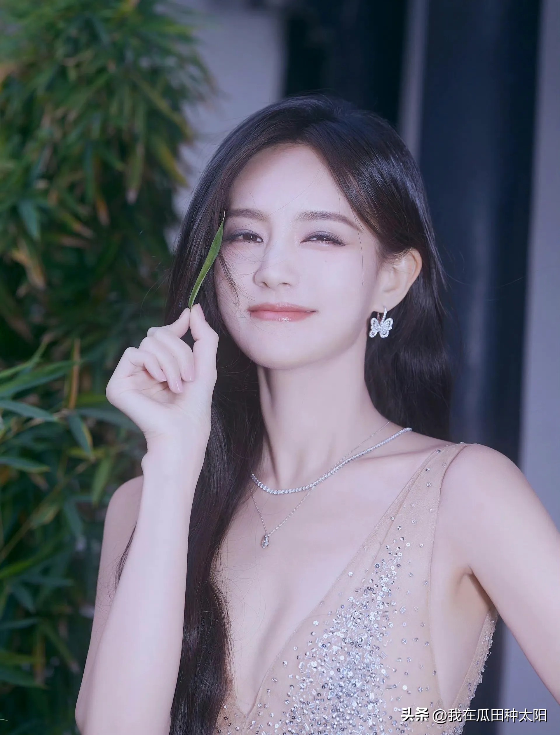 娱乐圈八卦正能量-娱乐圈八卦:成毅、王一博、热巴等明星动态全知道 第3张 娱乐圈八卦正能量-娱乐圈八卦:成毅、王一博、热巴等明星动态全知道 第3张