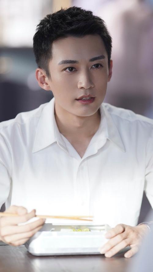 娱乐八卦刘学义-刘学义演过哪些角色?盘点从配角到主角的走红之路 第1张 娱乐八卦刘学义-刘学义演过哪些角色?盘点从配角到主角的走红之路 第1张