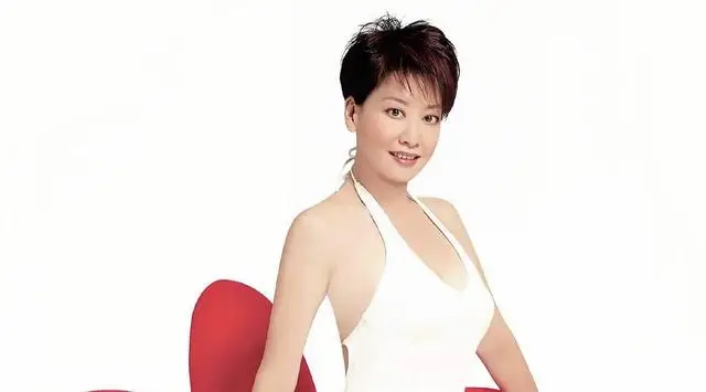 突发!香港知名女星宣布切除子宫,三次流产隐忍老公婚内出轨十年 第7张 突发!香港知名女星宣布切除子宫,三次流产隐忍老公婚内出轨十年 第7张