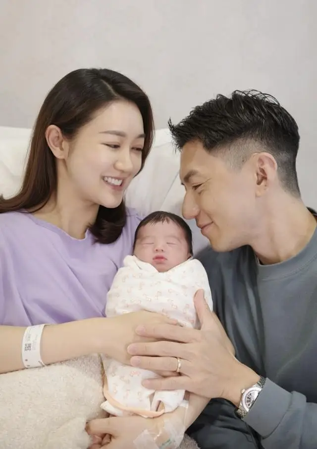 TVB女星变“虎妈”?情绪失控怒骂2岁儿子,被批是“怪兽家长” 第7张 TVB女星变“虎妈”?情绪失控怒骂2岁儿子,被批是“怪兽家长” 第7张