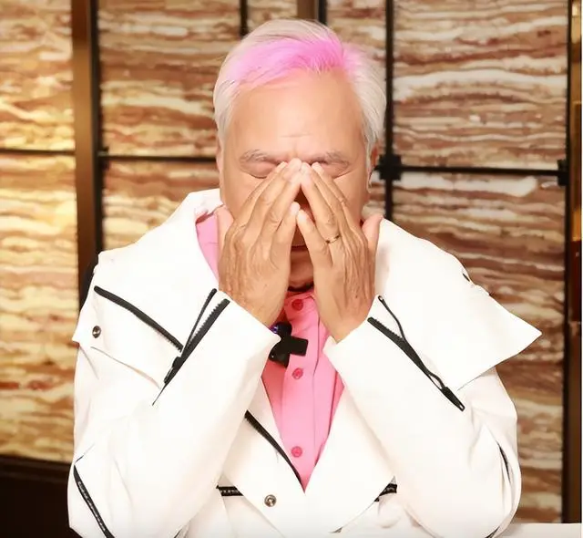 香港知名老戏骨含泪告白小36岁女友,仍对女方存在幻想,等待转机 第8张 香港知名老戏骨含泪告白小36岁女友,仍对女方存在幻想,等待转机 第8张