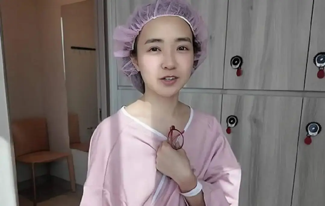 香港“童颜女神”做冻卵手术,分享全过程,被传前男友因拍限制片面分手 第2张 香港“童颜女神”做冻卵手术,分享全过程,被传前男友因拍限制片面分手 第2张