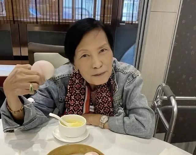 突发!香港知名演员宣布捐赠所有财产,看淡生死已立好遗嘱 第5张 突发!香港知名演员宣布捐赠所有财产,看淡生死已立好遗嘱 第5张