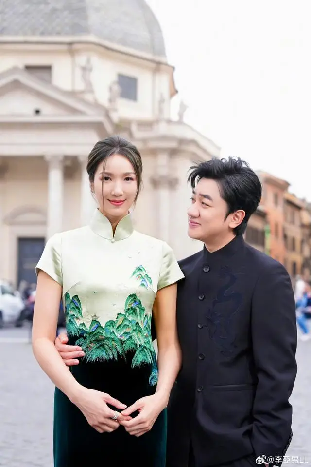 知名港星事业越来越好!旗下公司签约艺人超200位,已进军饮食界 第8张 知名港星事业越来越好!旗下公司签约艺人超200位,已进军饮食界 第8张