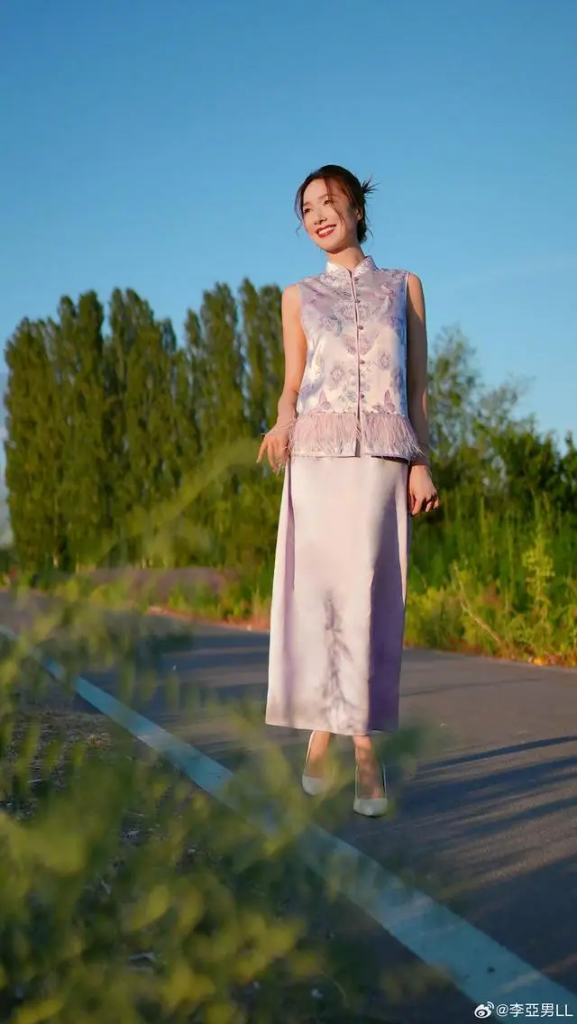 知名港星事业越来越好!旗下公司签约艺人超200位,已进军饮食界 第10张 知名港星事业越来越好!旗下公司签约艺人超200位,已进军饮食界 第10张