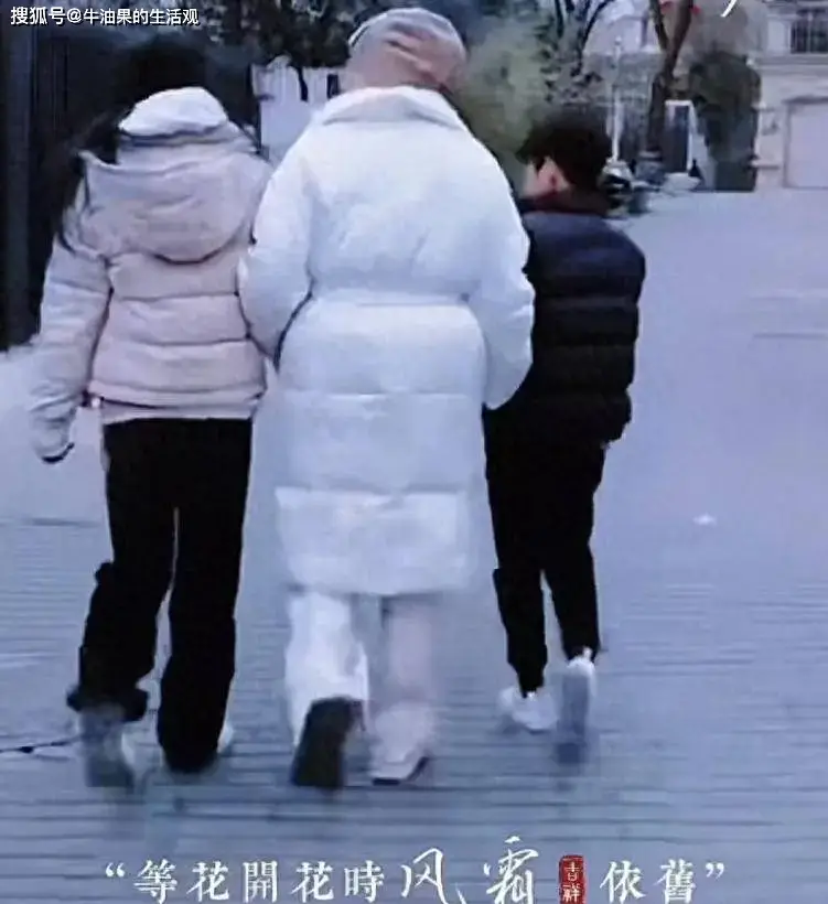 马筱梅拍孕妇照,汪小菲笑得很勉强?玥儿姐弟来北京了,张兰陪着玩 第6张 马筱梅拍孕妇照,汪小菲笑得很勉强?玥儿姐弟来北京了,张兰陪着玩 第6张