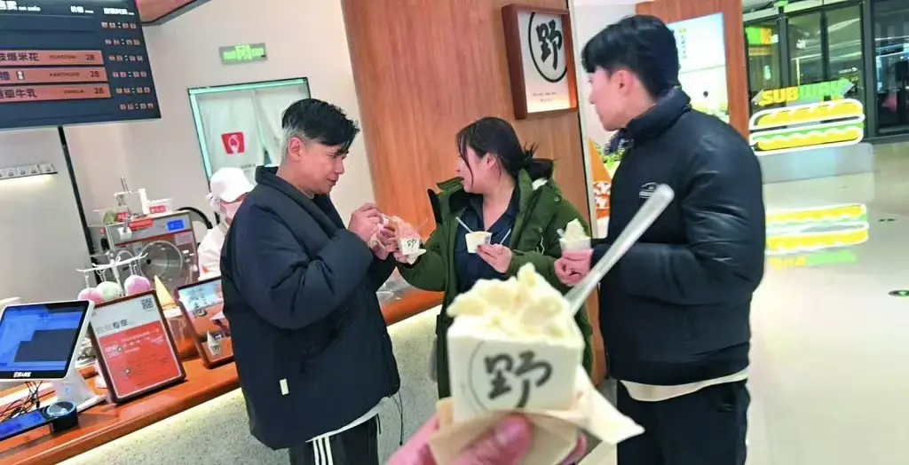 TVB离巢男星近况曝光!被质疑未老先衰,曾一度晕倒在拍摄现场 第3张 TVB离巢男星近况曝光!被质疑未老先衰,曾一度晕倒在拍摄现场 第3张