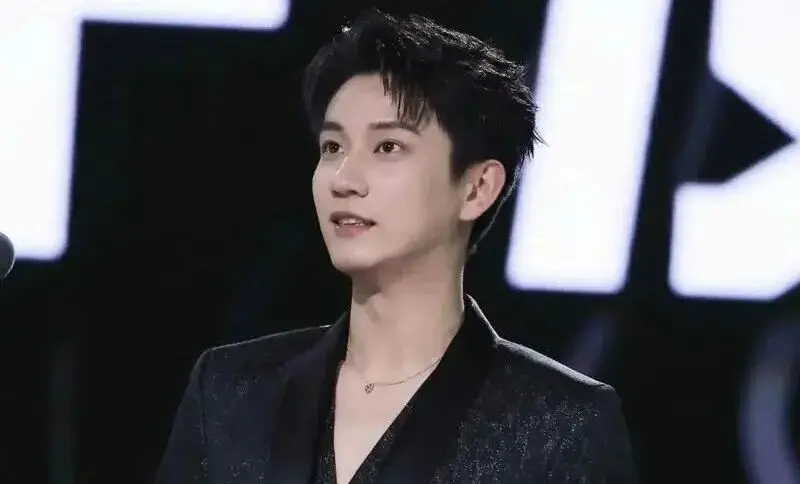 最近总在刷到李昕季烨和朱美吉很好磕,想知道他俩在一起了 第3张 最近总在刷到李昕季烨和朱美吉很好磕,想知道他俩在一起了 第3张