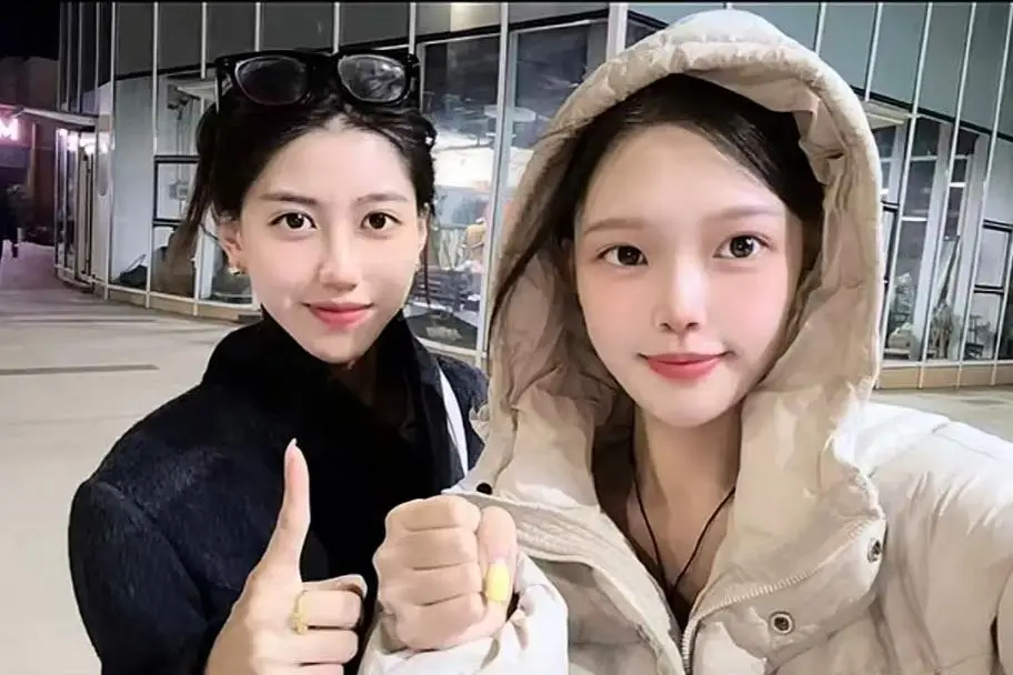 山东25岁美女秦贝贝去世当天下葬,前未婚夫是千万网红 第2张 山东25岁美女秦贝贝去世当天下葬,前未婚夫是千万网红 第2张