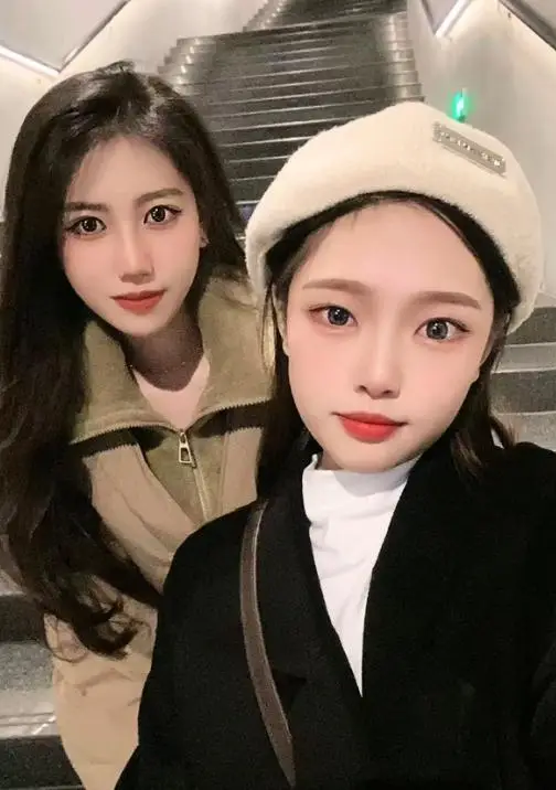 山东25岁美女秦贝贝去世当天下葬,前未婚夫是千万网红 第3张 山东25岁美女秦贝贝去世当天下葬,前未婚夫是千万网红 第3张