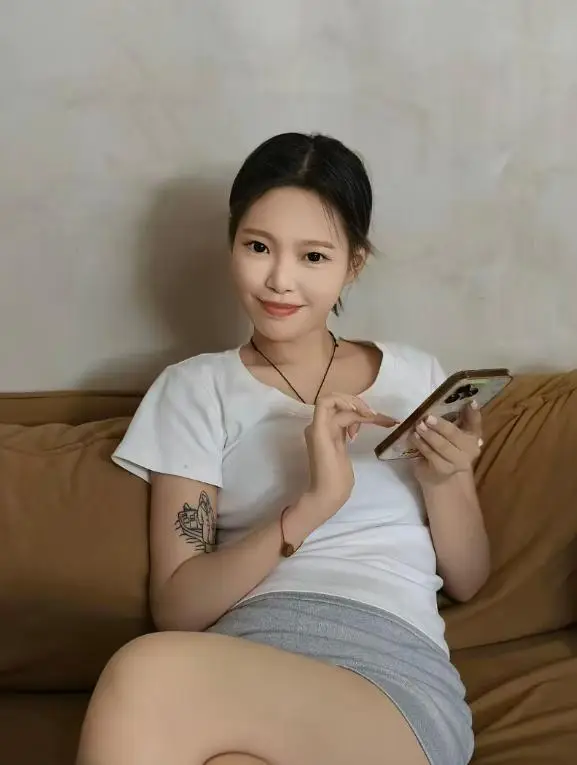 山东25岁美女秦贝贝去世当天下葬,前未婚夫是千万网红 第8张 山东25岁美女秦贝贝去世当天下葬,前未婚夫是千万网红 第8张