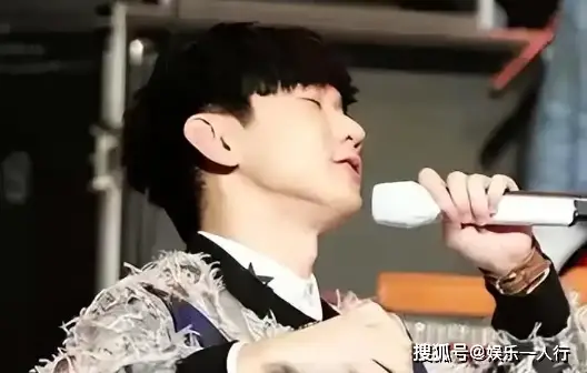 林俊杰官宣恋情不到24小时,女方被扒,经纪公司急辟谣 第4张 林俊杰官宣恋情不到24小时,女方被扒,经纪公司急辟谣 第4张