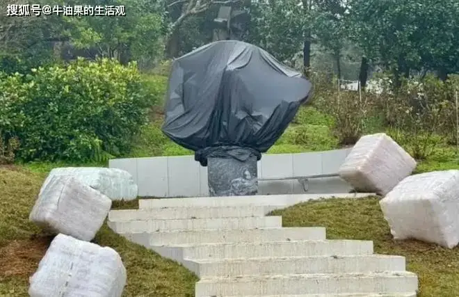 具俊晔被曝放弃大S遗产,设计的大S雕像完工,两家打算和解 第1张 具俊晔被曝放弃大S遗产,设计的大S雕像完工,两家打算和解 第1张