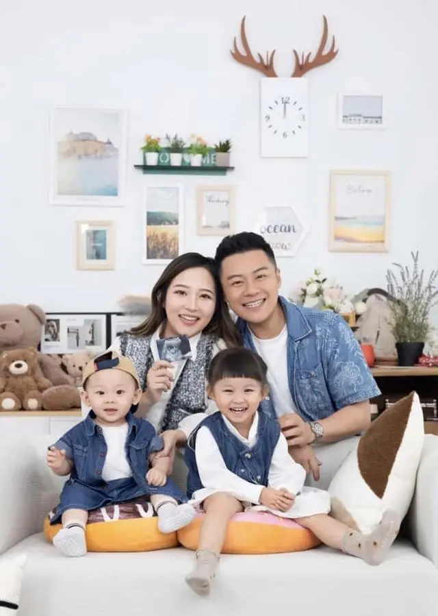 TVB男星晒照被质疑离巢发展!本人亲解疑云,婚后实现三年抱三 第7张 TVB男星晒照被质疑离巢发展!本人亲解疑云,婚后实现三年抱三 第7张