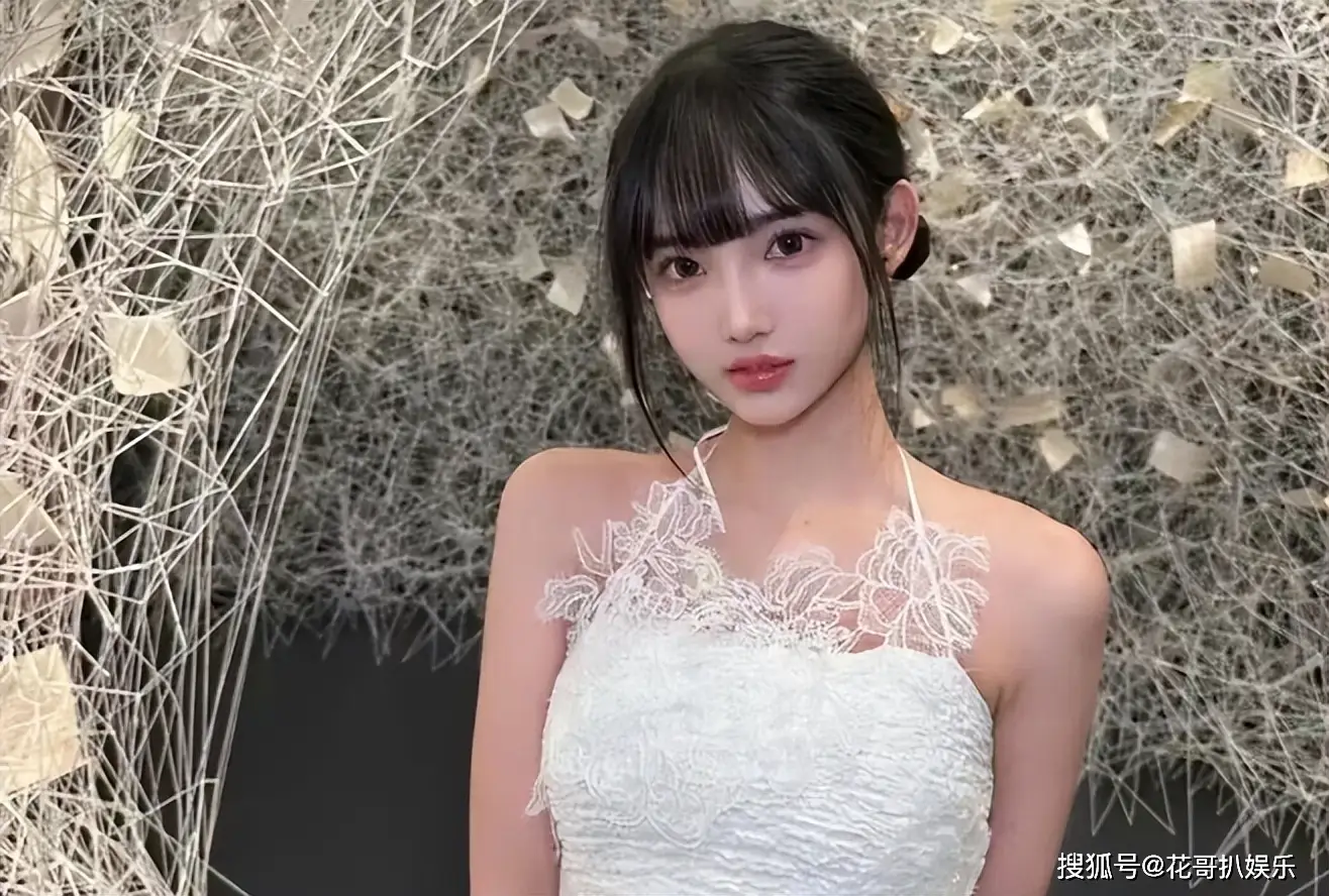 林俊杰女友黑历史曝光!曾是擦边女网红,大尺度照流出 第1张 林俊杰女友黑历史曝光!曾是擦边女网红,大尺度照流出 第1张