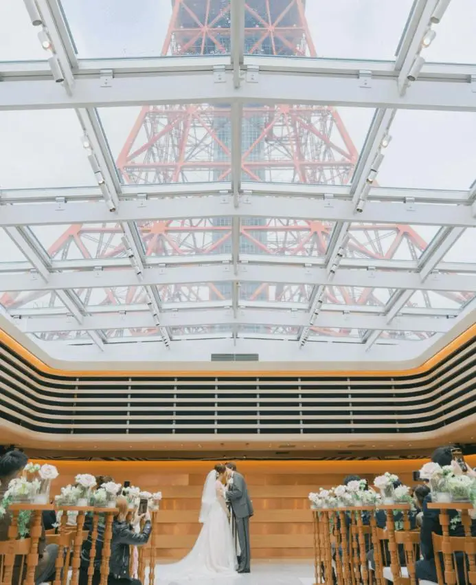 前TVB女主播嫁日本老公晒甜蜜婚照,自爆东京办婚礼原因 第2张 前TVB女主播嫁日本老公晒甜蜜婚照,自爆东京办婚礼原因 第2张