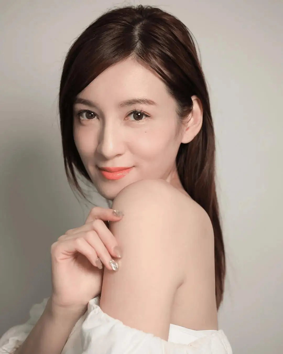 前TVB女主播嫁日本老公晒甜蜜婚照,自爆东京办婚礼原因 第8张 前TVB女主播嫁日本老公晒甜蜜婚照,自爆东京办婚礼原因 第8张