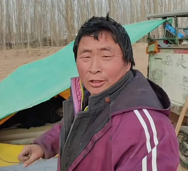 知名徒步网红‘一杂哥’去世后续:帐篷内烧炭取暖细节曝光 第2张 知名徒步网红‘一杂哥’去世后续:帐篷内烧炭取暖细节曝光 第2张